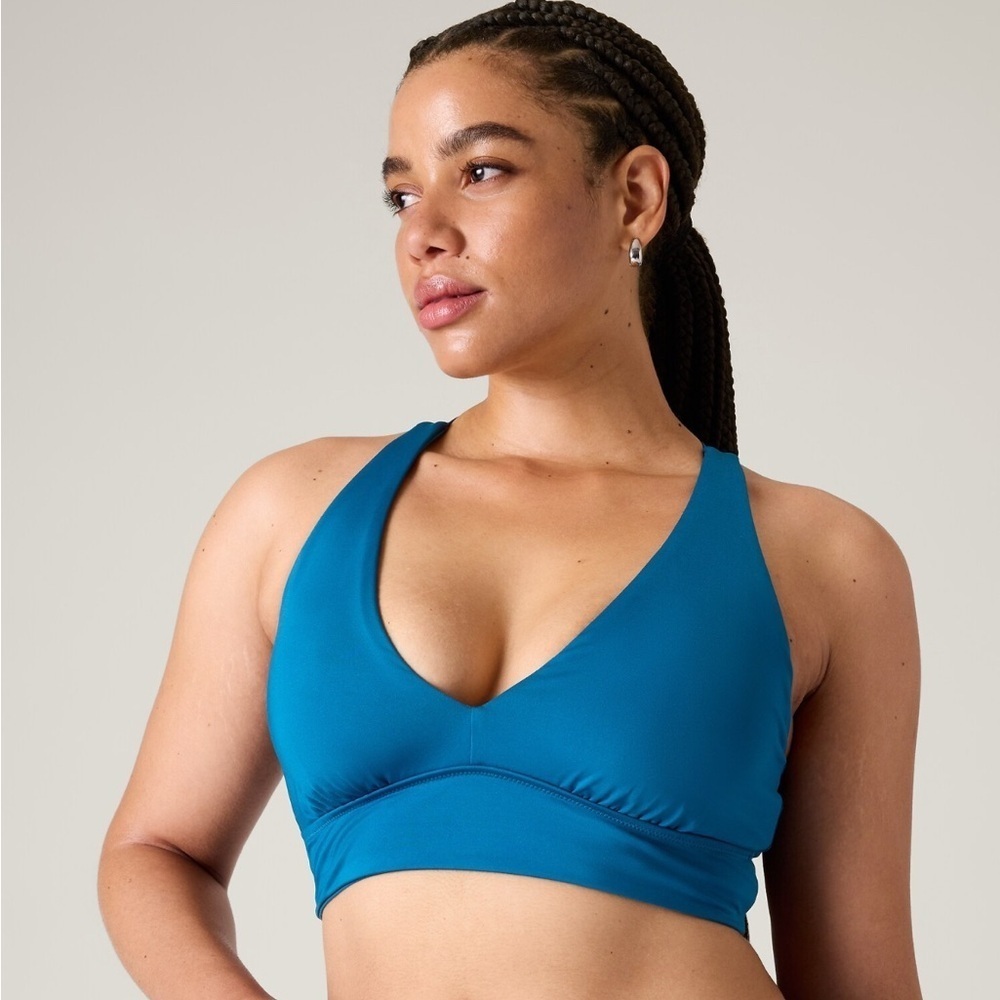 NWT Athleta Plunge Lapis Bikini Top Size Small Best for A-C Cups.